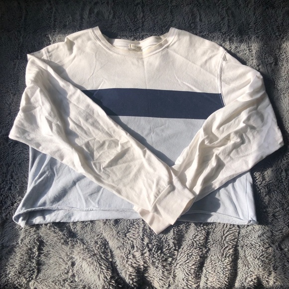 Brandy Melville Tops - Brandy Melville top